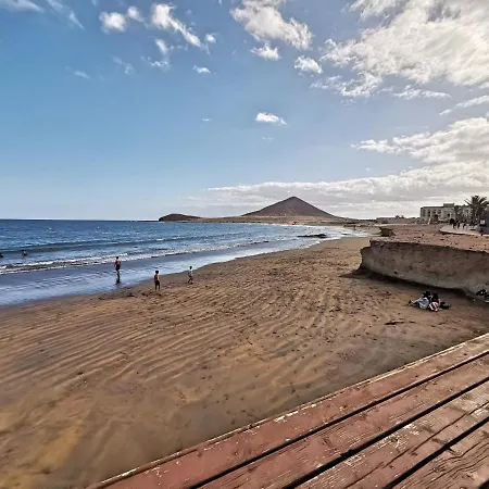 Home2book Bright Penthouse Medano, Terrace & Pool * El Medano (Tenerife)