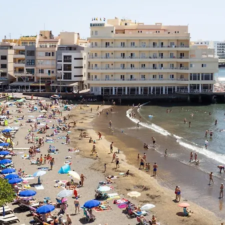 Home2book Bright Penthouse Medano, Terrace & Pool Apartment