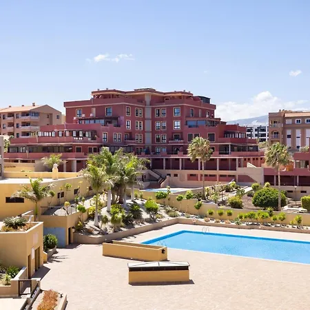 Home2book Bright Penthouse Medano, Terrace & Pool Appartement