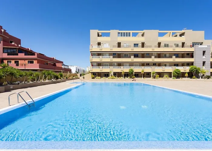 Home2book Bright Penthouse Medano, Terrace & Pool Lägenhet