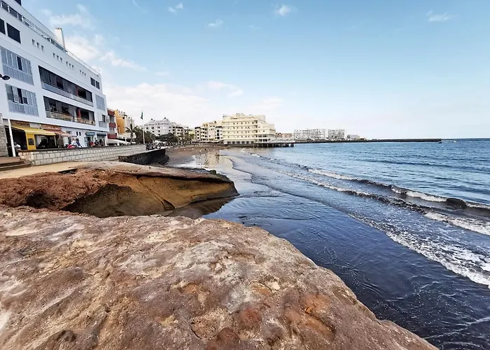 Home2book Bright Penthouse Medano, Terrace & Pool