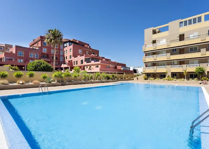 Home2book Bright Penthouse Medano, Terrace & Pool Lägenhet