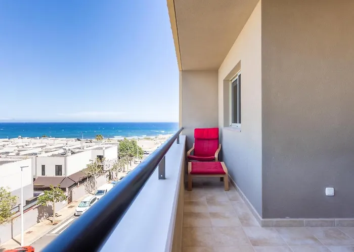 Home2book Bright Penthouse Medano, Terrace & Pool Lägenhet