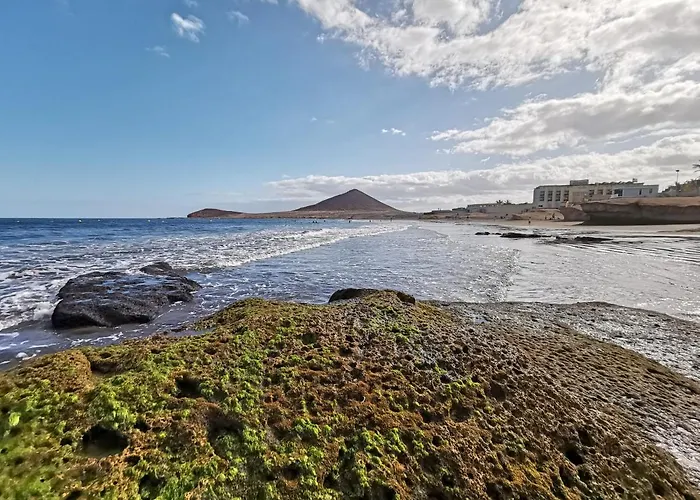 Home2book Bright Penthouse Medano, Terrace & Pool Lägenhet *